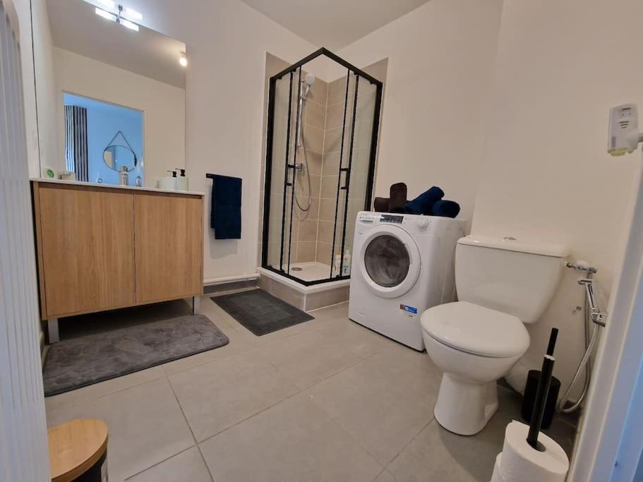 Happy Guest, 14 Min Disneyland Paris Bussy-Saint-Georges