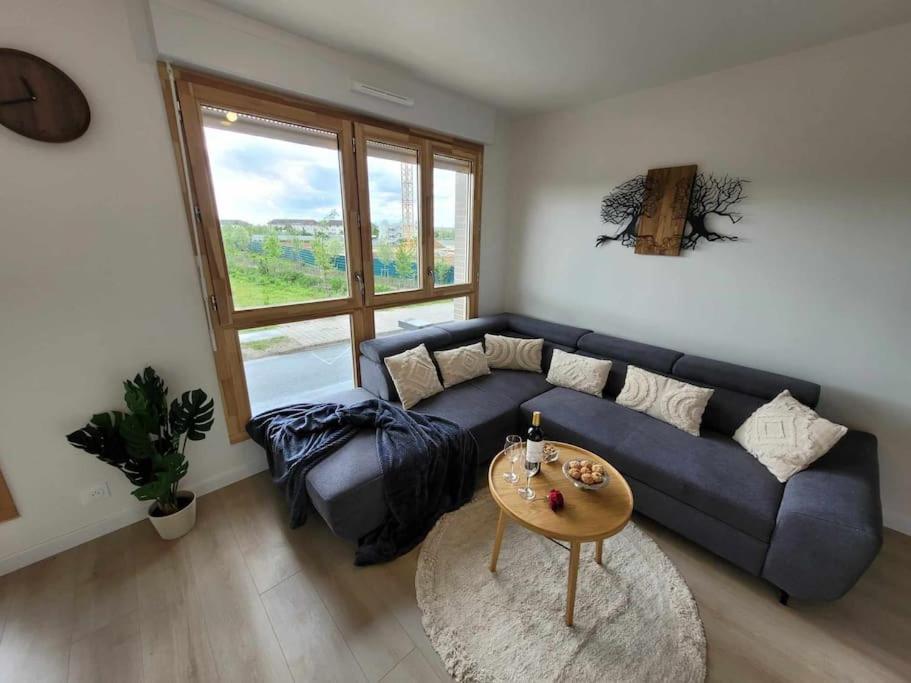 Happy Guest, 14 Min Disneyland Paris Apartment Bussy-Saint-Georges